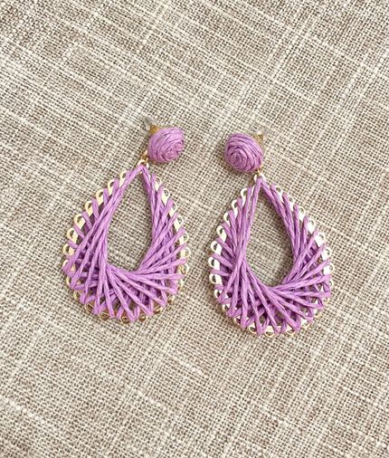 Pendientes rafia