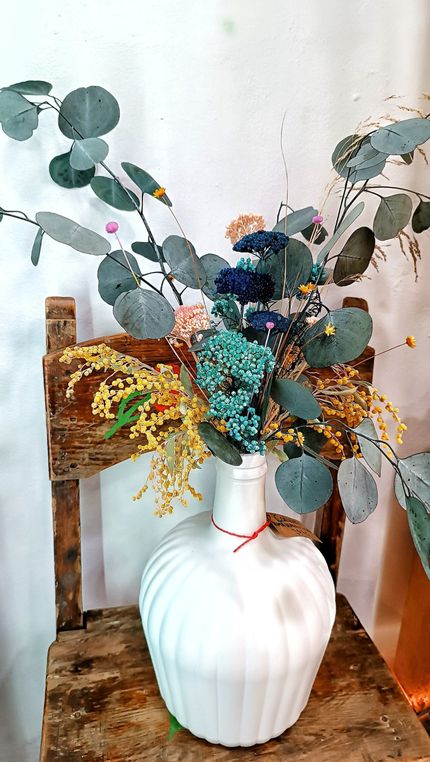 Jarrón Dama Juana con Flores Preservadas